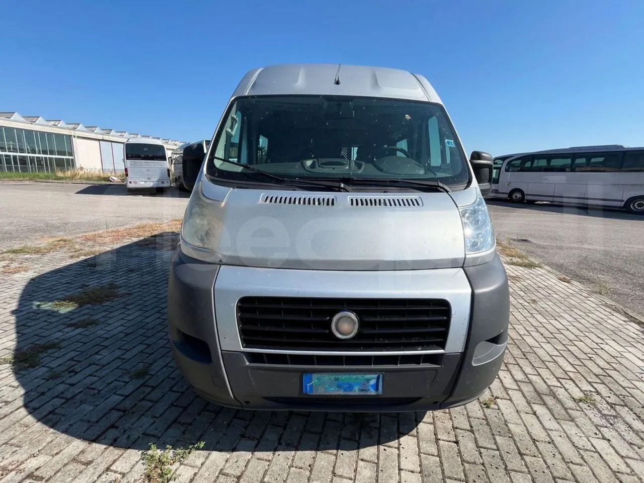 Fiat Ducato - Helyközi busz: 2 kép. Fiat Ducato - Helyközi busz: 2 kép.
