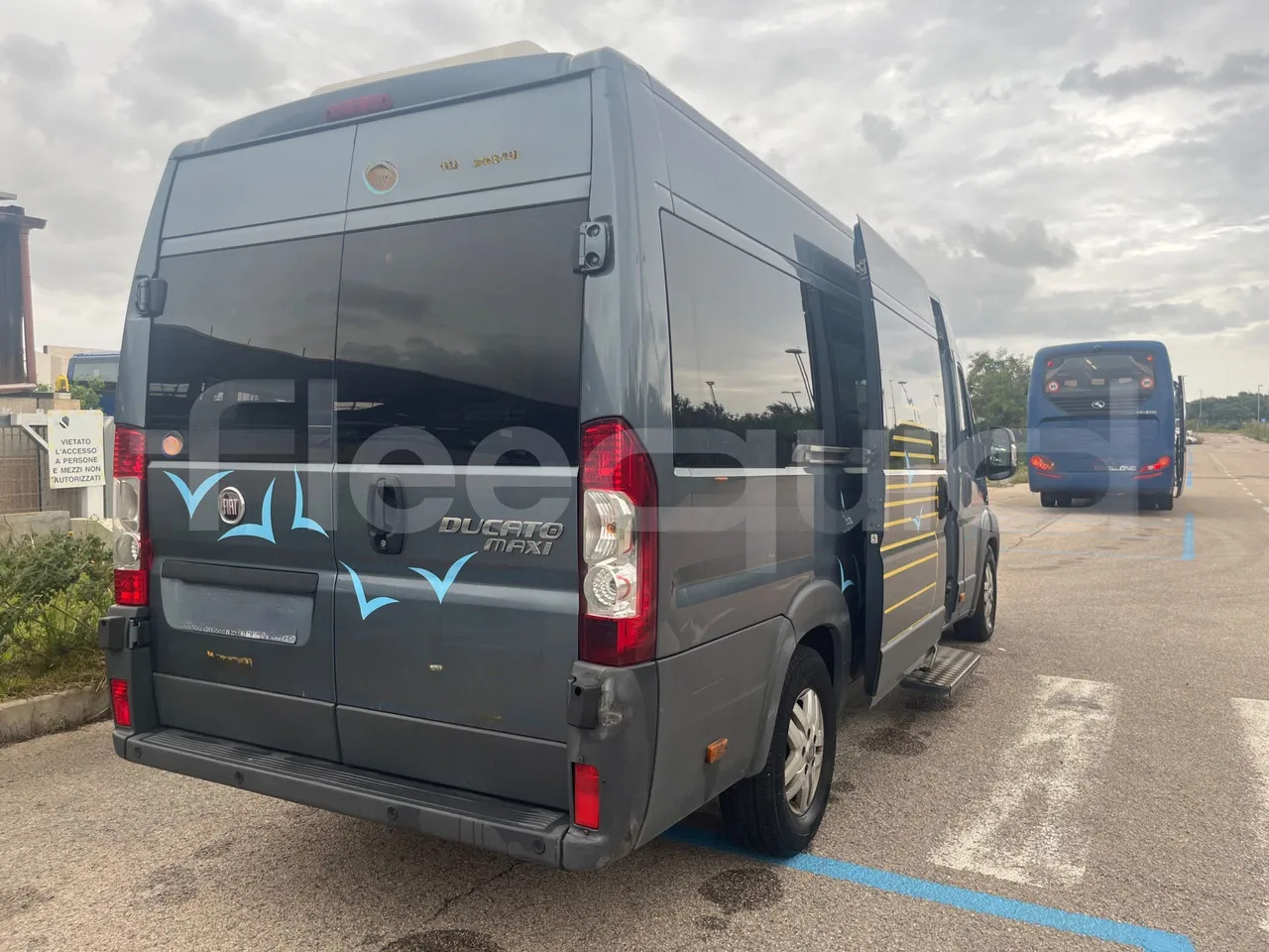 Fiat Ducato - Helyközi busz: 5 kép. Fiat Ducato - Helyközi busz: 5 kép.