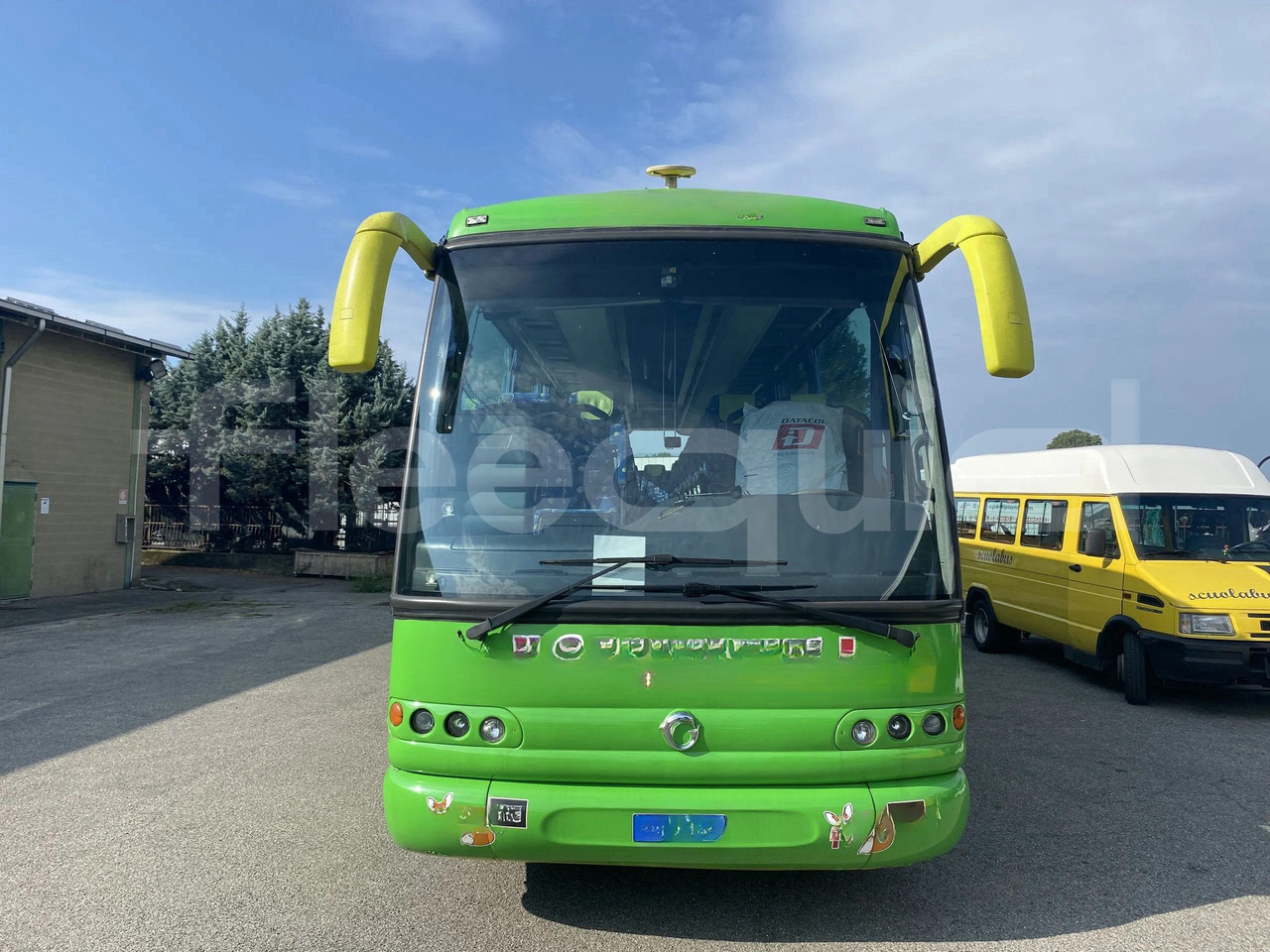 Irisbus Domino 2001 - Távolsági busz: 2 kép. Irisbus Domino 2001 - Távolsági busz: 2 kép.