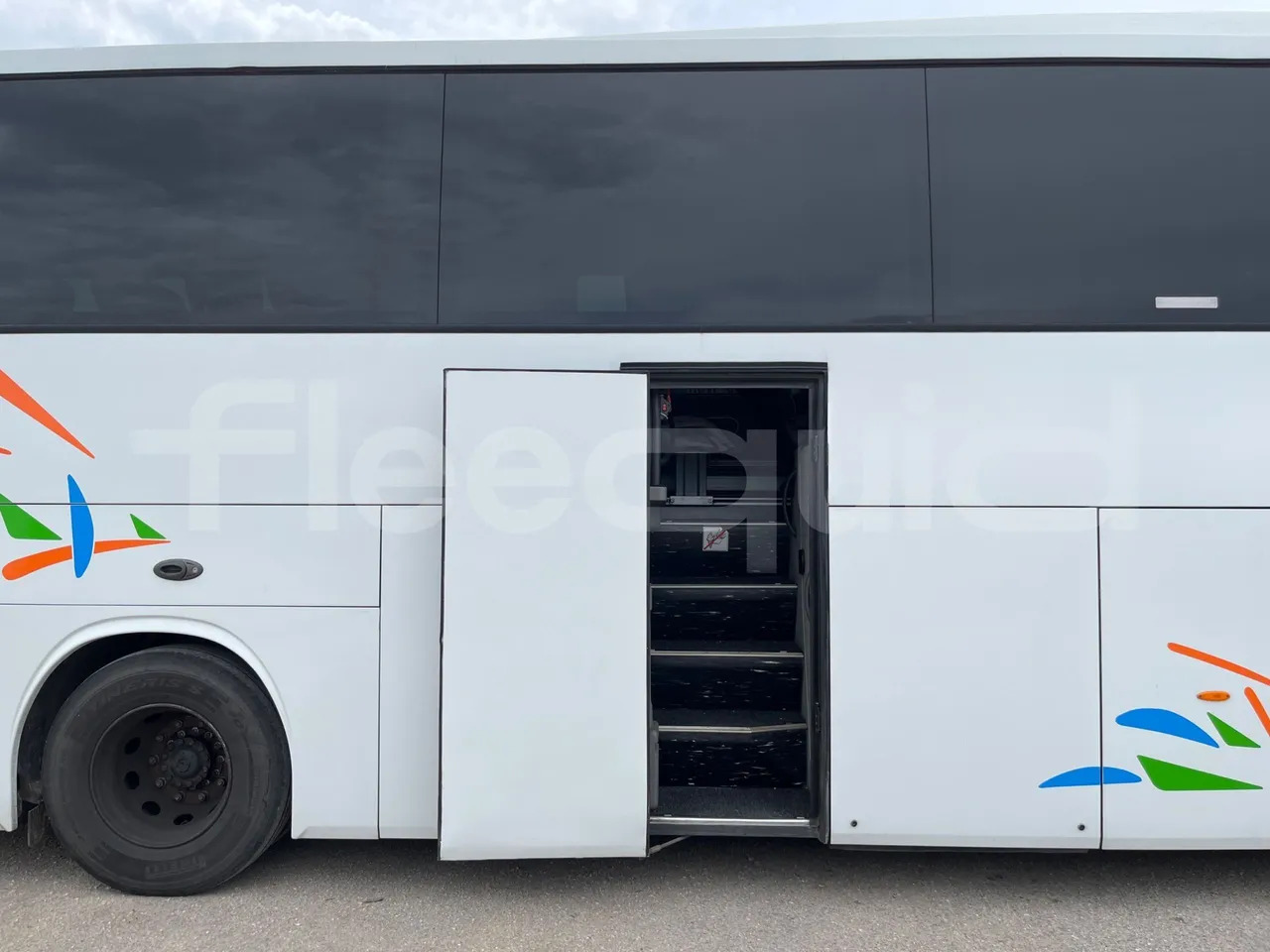 Távolsági busz Irisbus New Domino: 16 kép.