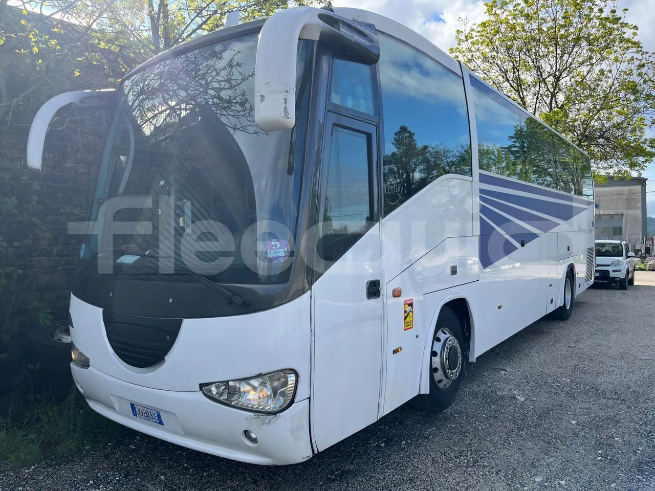 Irizar Scania Century - Távolsági busz: 4 kép. Irizar Scania Century - Távolsági busz: 4 kép.