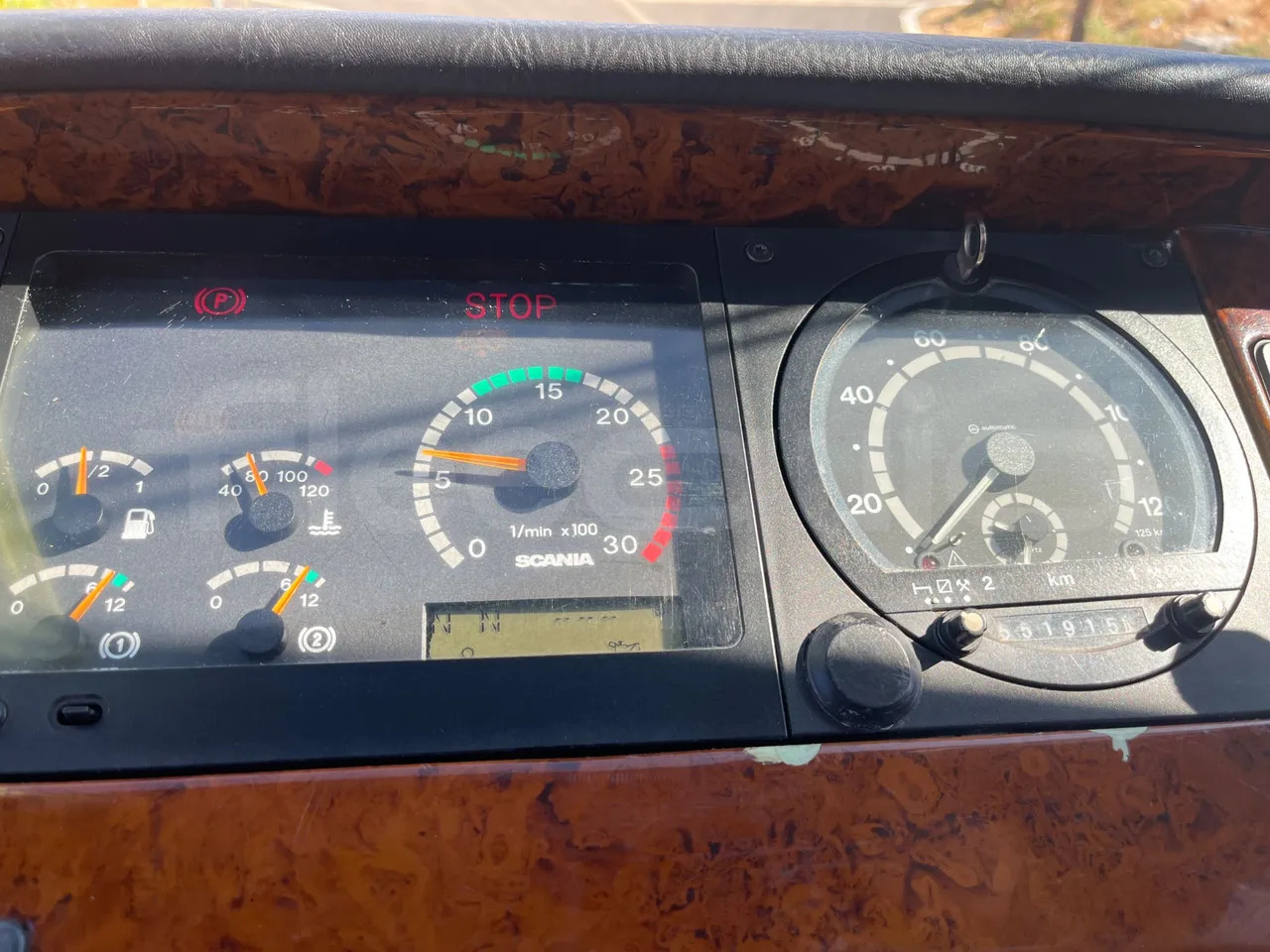 Irizar Scania Century - Távolsági busz: 3 kép. Irizar Scania Century - Távolsági busz: 3 kép.