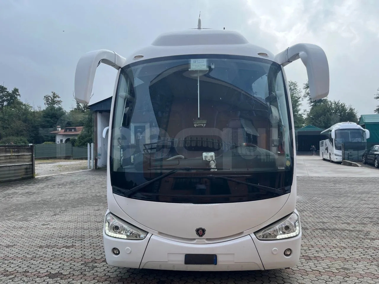 Irizar Scania - Távolsági busz: 2 kép. Irizar Scania - Távolsági busz: 2 kép.