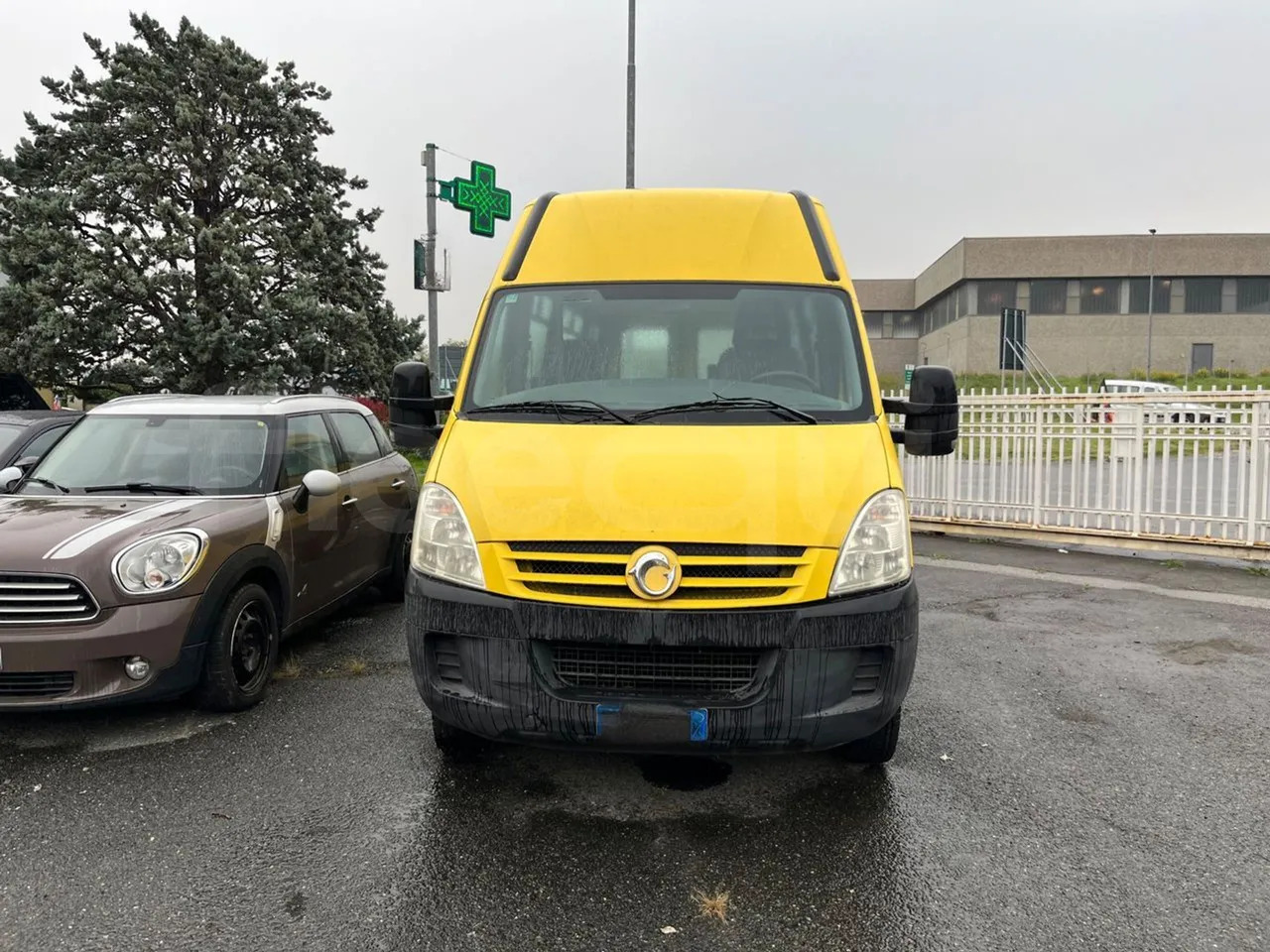 Iveco A50 - Iskolabusz: 2 kép. Iveco A50 - Iskolabusz: 2 kép.