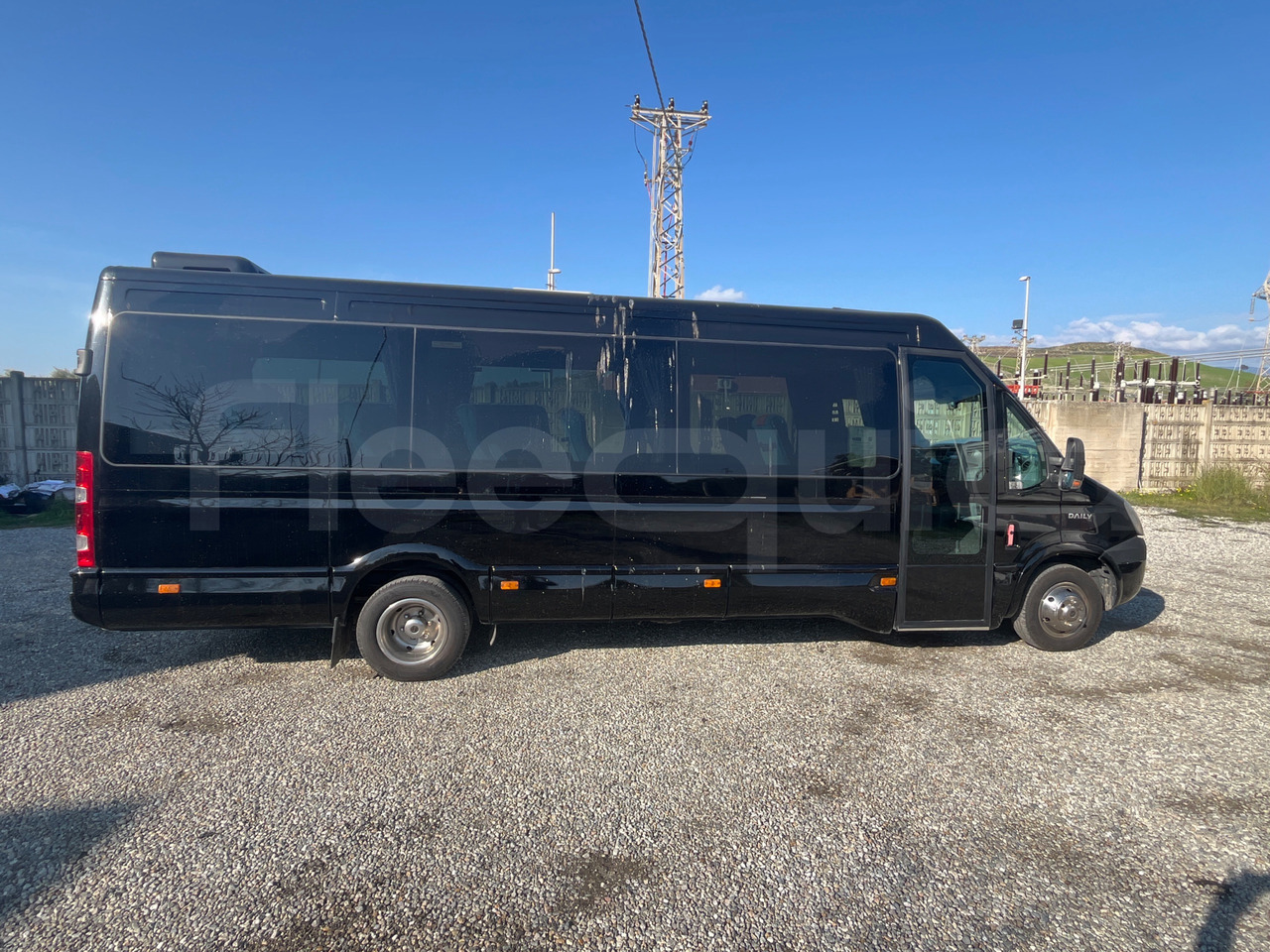 Minibusz, Kisbusz Iveco A50: 11 kép.