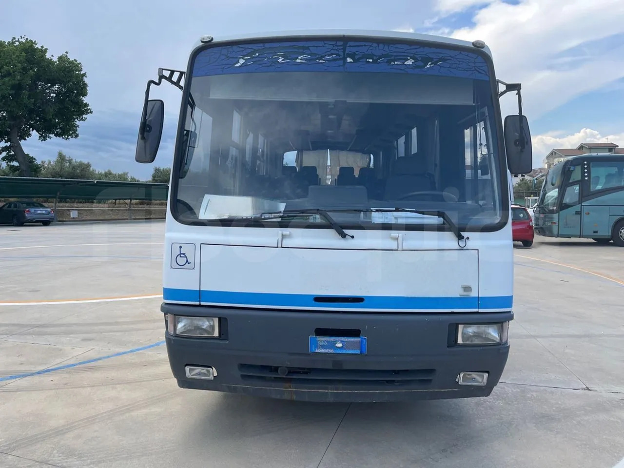 Iveco Cacciamali - Távolsági busz: 2 kép. Iveco Cacciamali - Távolsági busz: 2 kép.