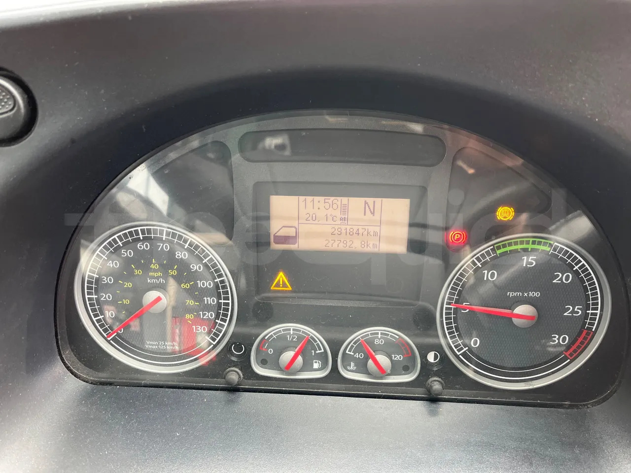 Iveco Crossway - Helyközi busz: 3 kép. Iveco Crossway - Helyközi busz: 3 kép.