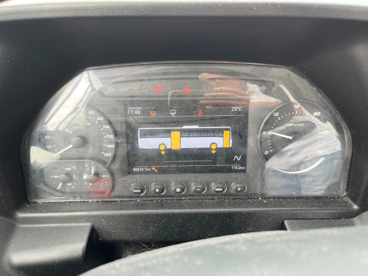 Iveco Crossway - Helyközi busz: 3 kép. Iveco Crossway - Helyközi busz: 3 kép.