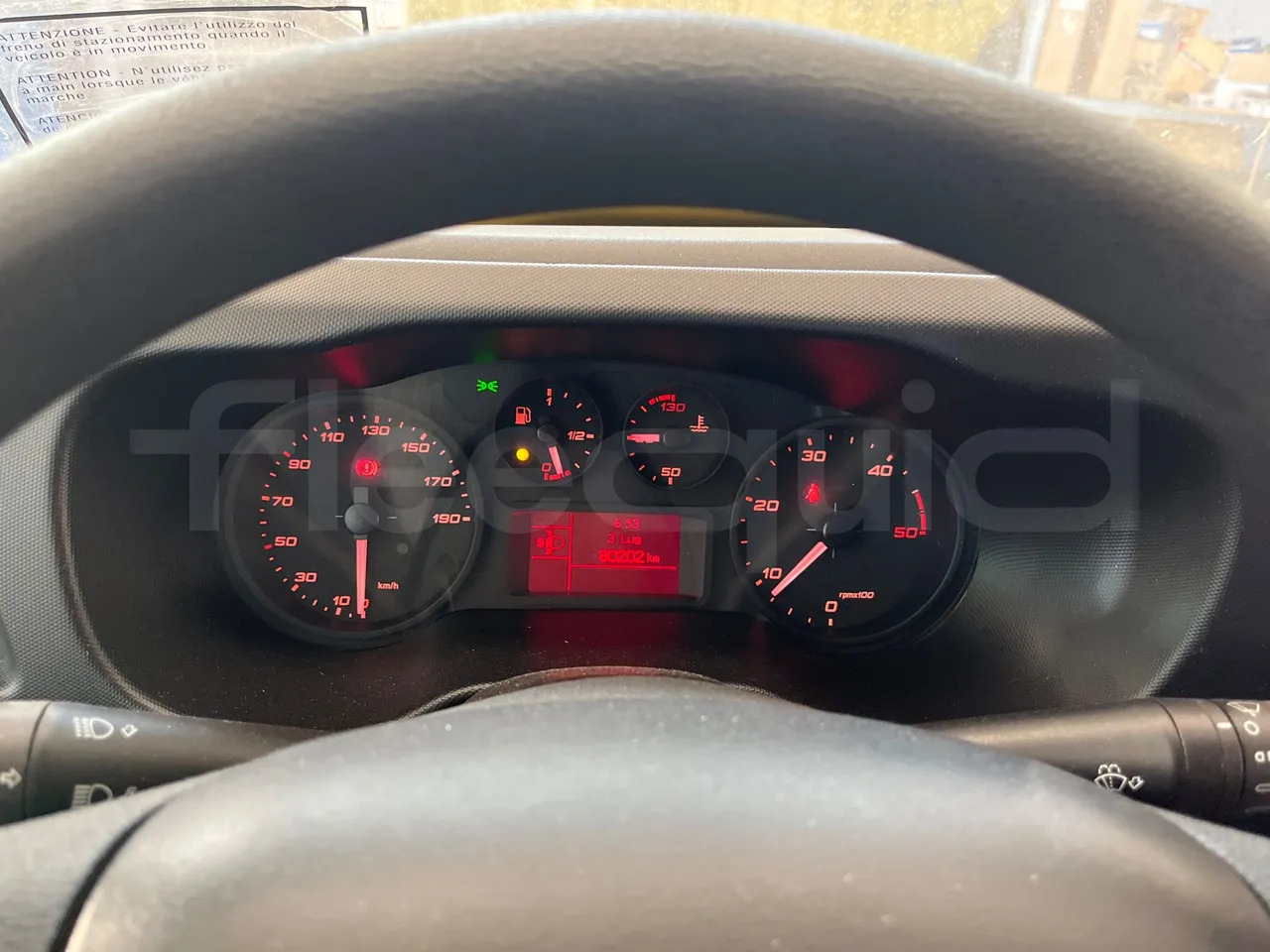 Iveco Daily - Iskolabusz: 3 kép. Iveco Daily - Iskolabusz: 3 kép.