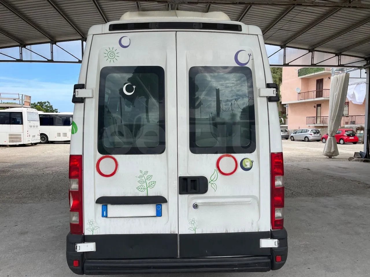 Iveco Daily - Távolsági busz: 5 kép. Iveco Daily - Távolsági busz: 5 kép.