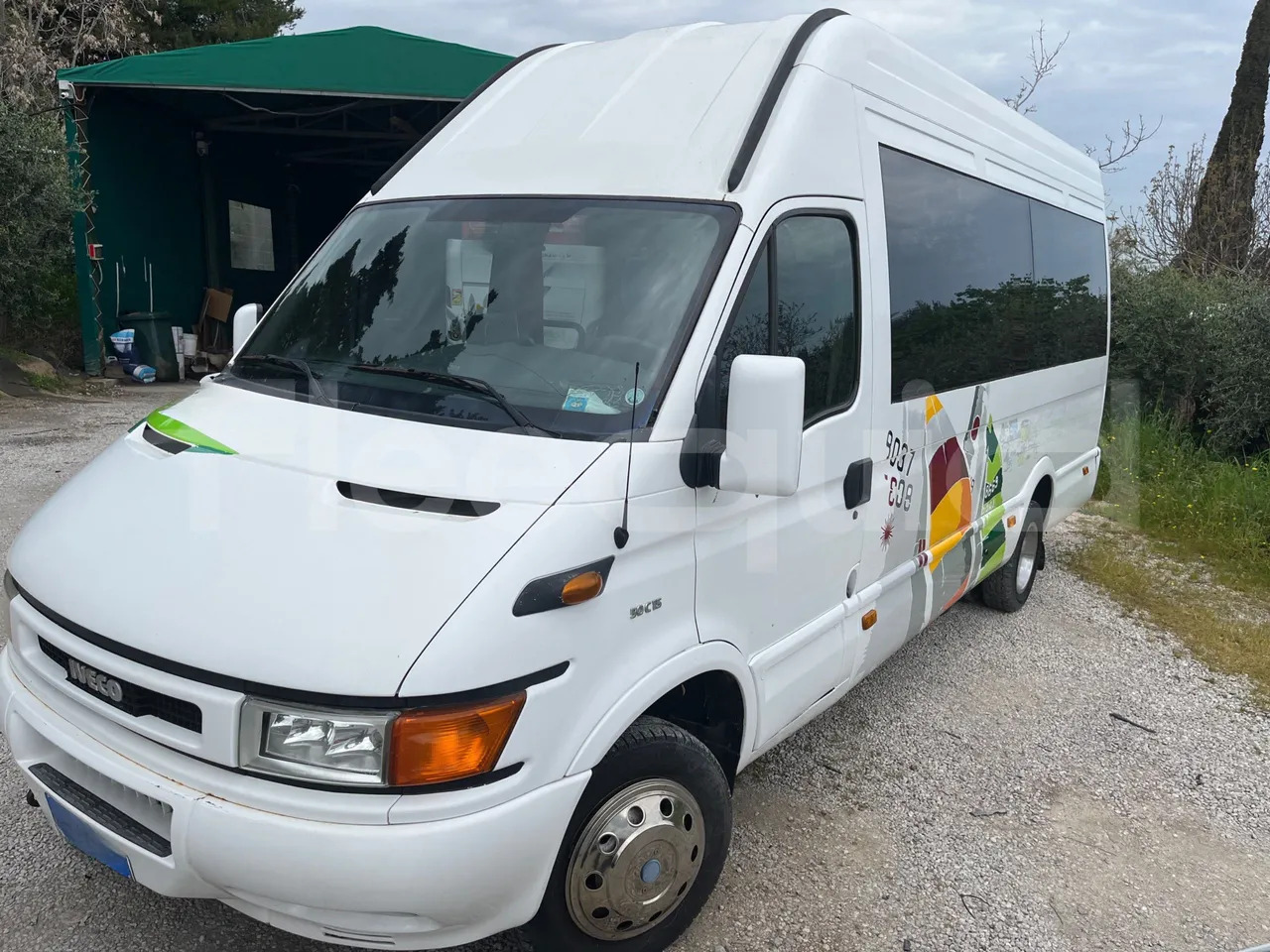 Iveco Daily - Minibusz, Kisbusz: 4 kép. Iveco Daily - Minibusz, Kisbusz: 4 kép.