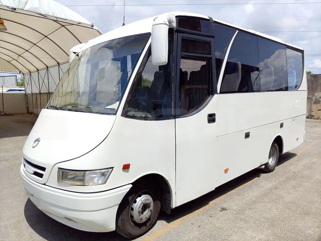 Iveco Daily - Távolsági busz: 4 kép. Iveco Daily - Távolsági busz: 4 kép.