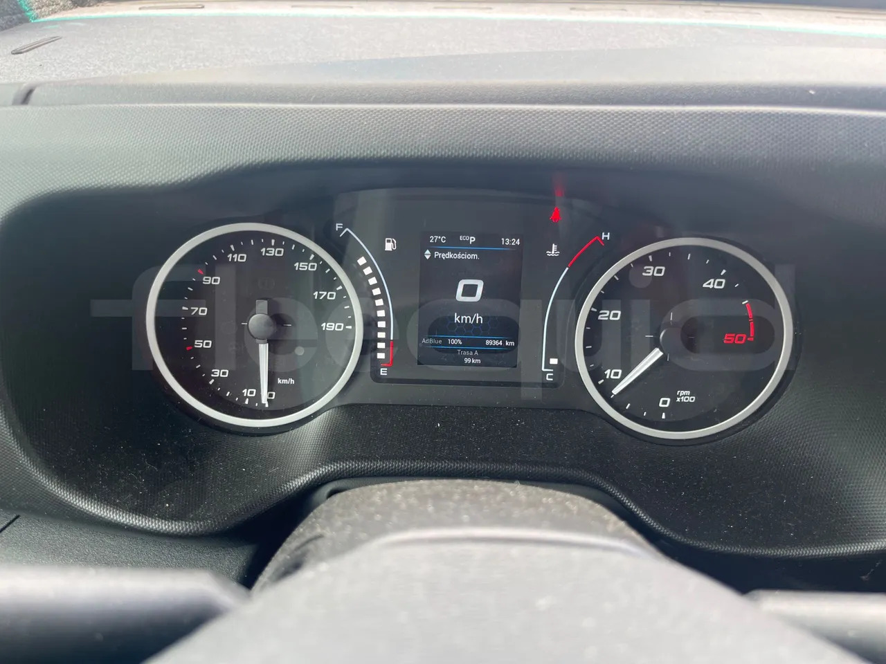 Iveco Daily - Városi busz: 2 kép. Iveco Daily - Városi busz: 2 kép.