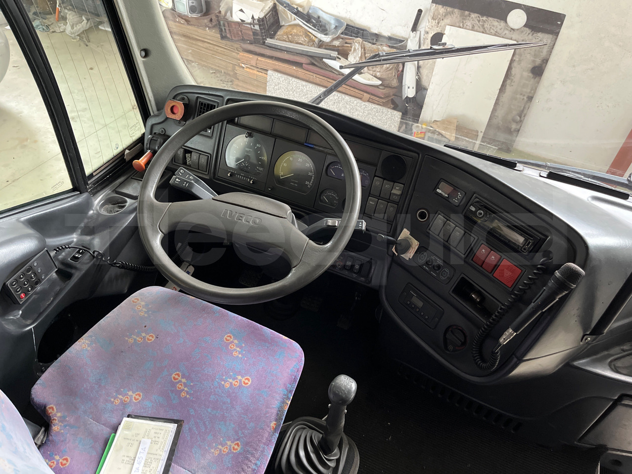 Iveco Eurocargo - Távolsági busz: 3 kép. Iveco Eurocargo - Távolsági busz: 3 kép.