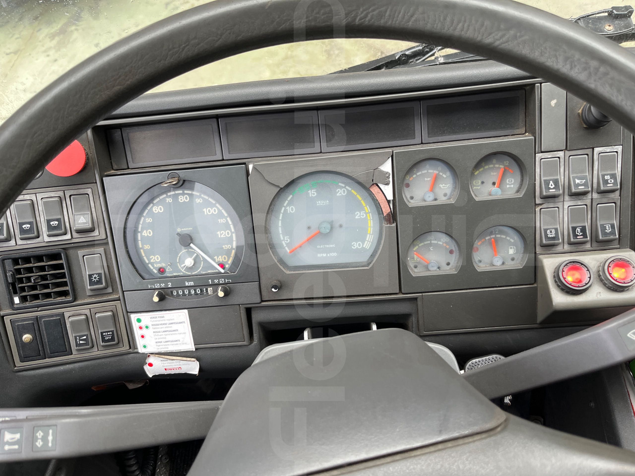 Iveco Euroclass - Távolsági busz: 3 kép. Iveco Euroclass - Távolsági busz: 3 kép.