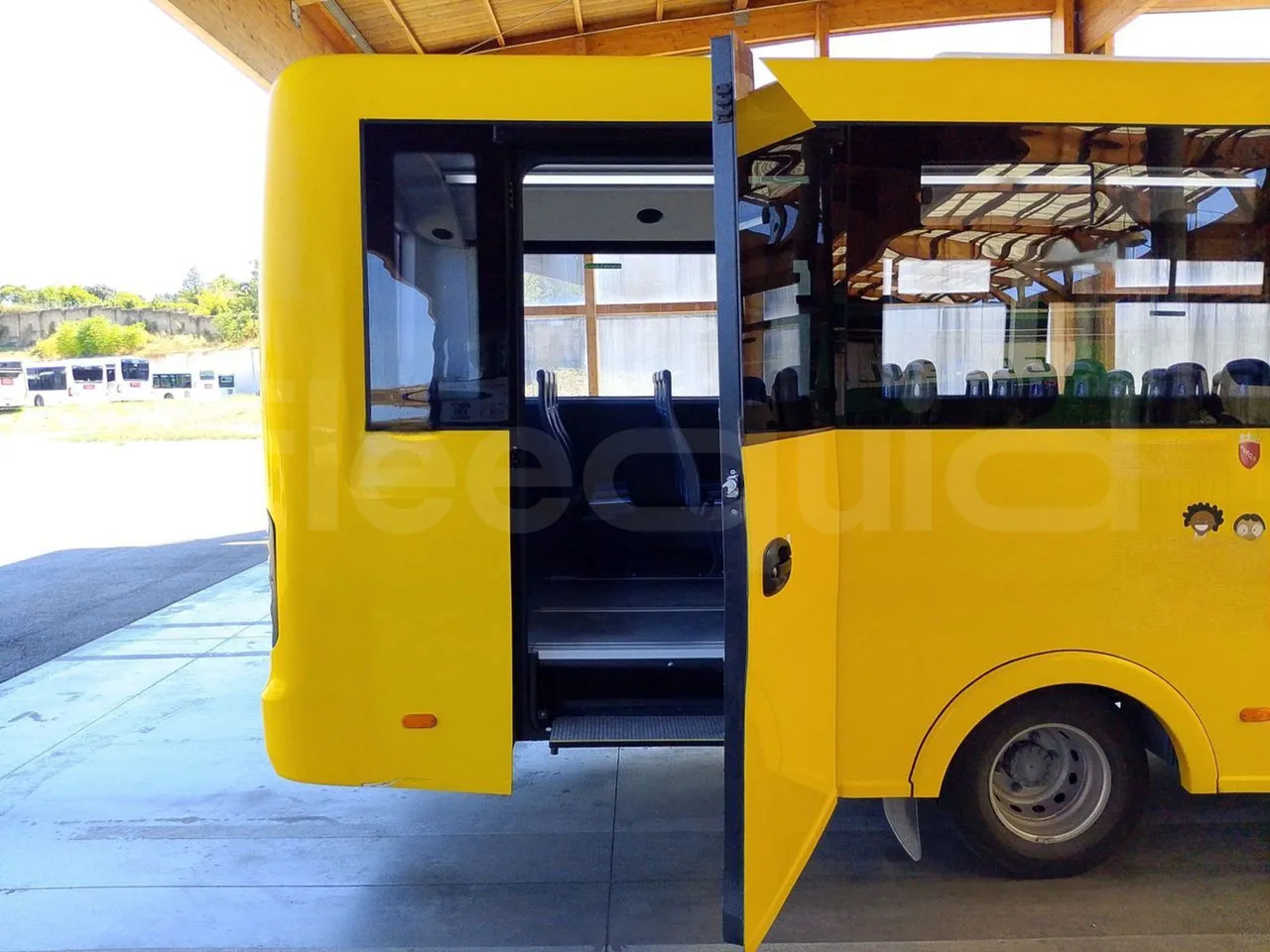 Iskolabusz Iveco Indcar: 15 kép.