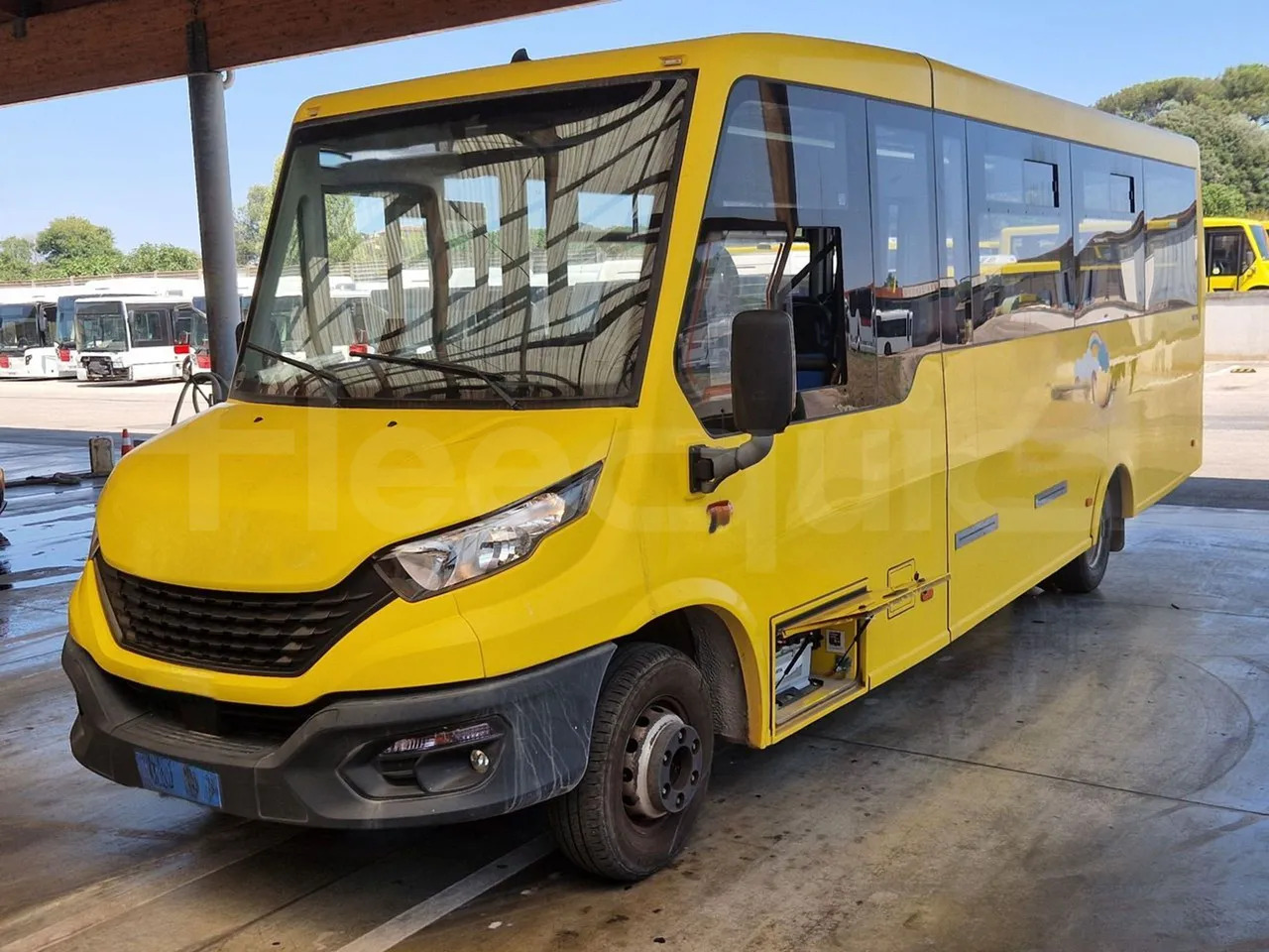 Iveco Indcar - Iskolabusz: 4 kép. Iveco Indcar - Iskolabusz: 4 kép.