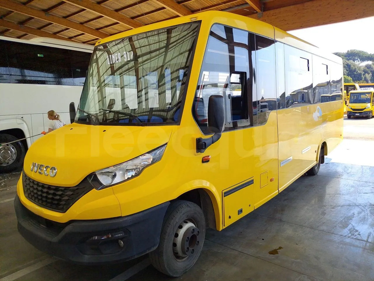 Iveco Indcar - Iskolabusz: 4 kép. Iveco Indcar - Iskolabusz: 4 kép.