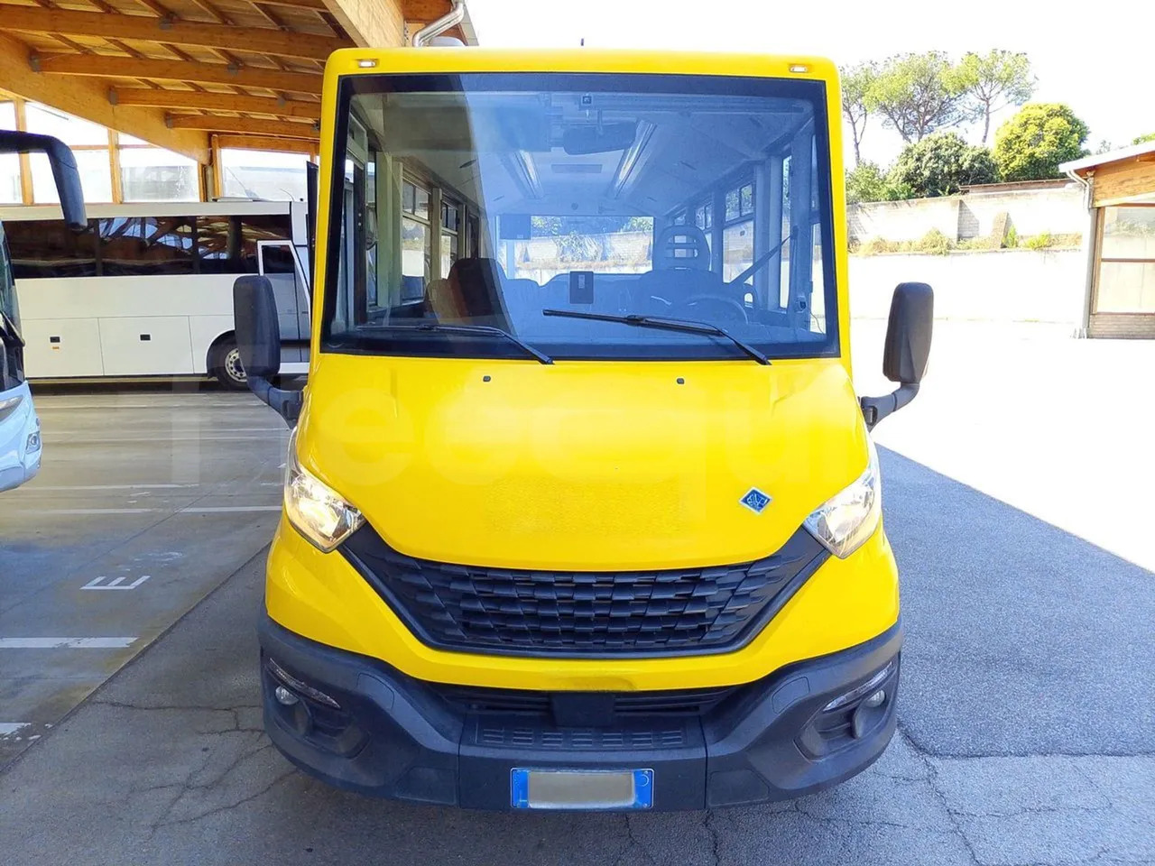 Iveco Indcar - Iskolabusz: 2 kép. Iveco Indcar - Iskolabusz: 2 kép.