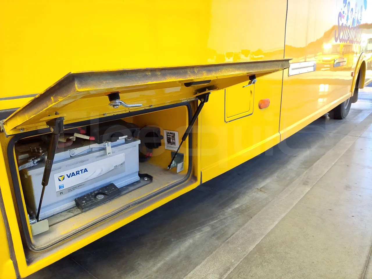 Iskolabusz Iveco Indcar: 16 kép.