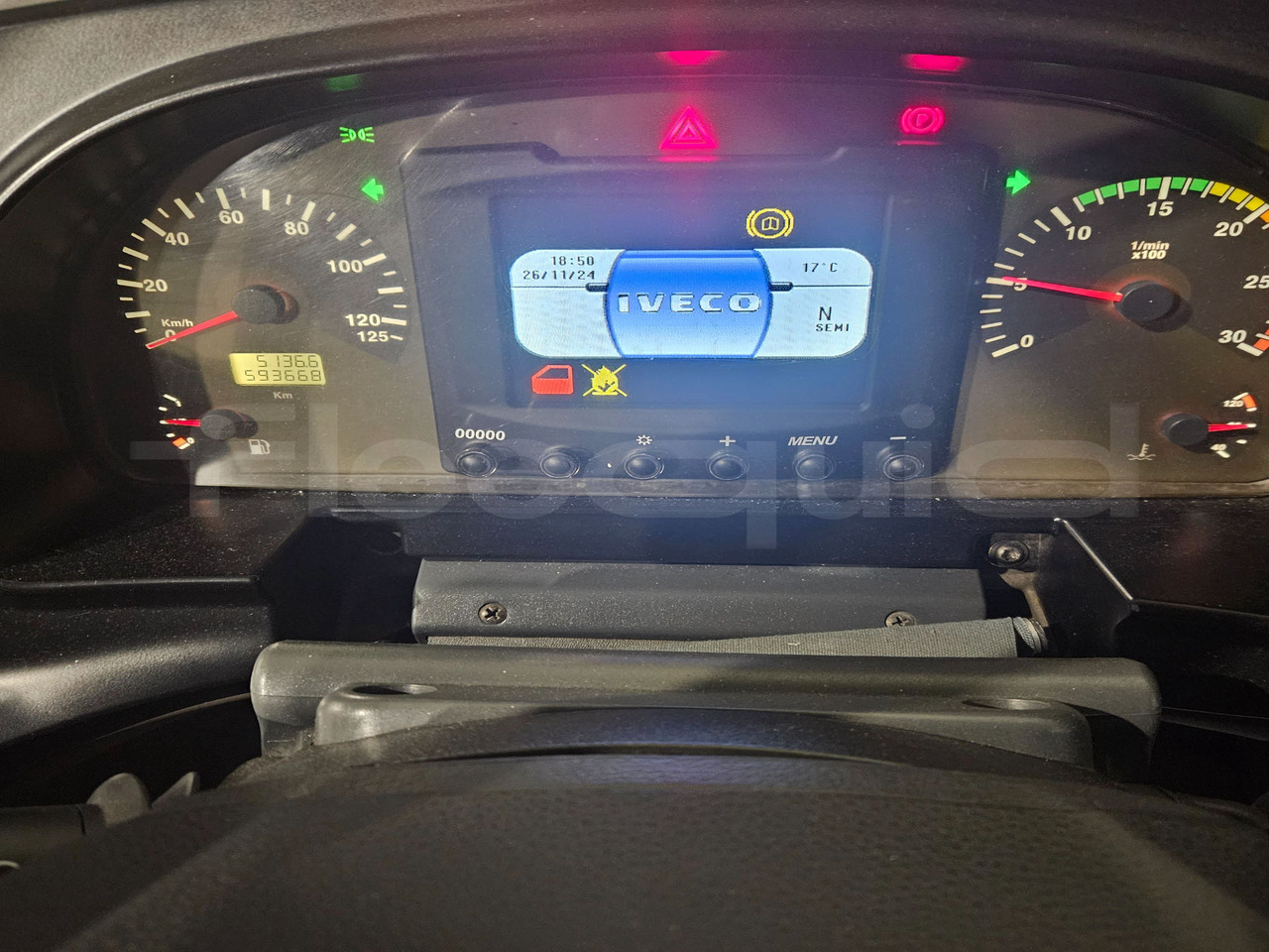 Iveco Magelys - Távolsági busz: 3 kép. Iveco Magelys - Távolsági busz: 3 kép.