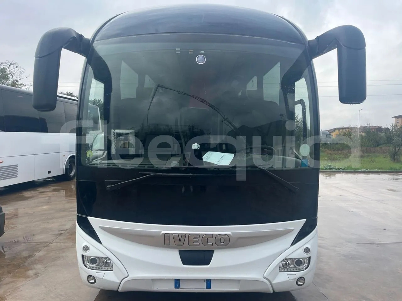 Iveco Magelys - Távolsági busz: 2 kép. Iveco Magelys - Távolsági busz: 2 kép.
