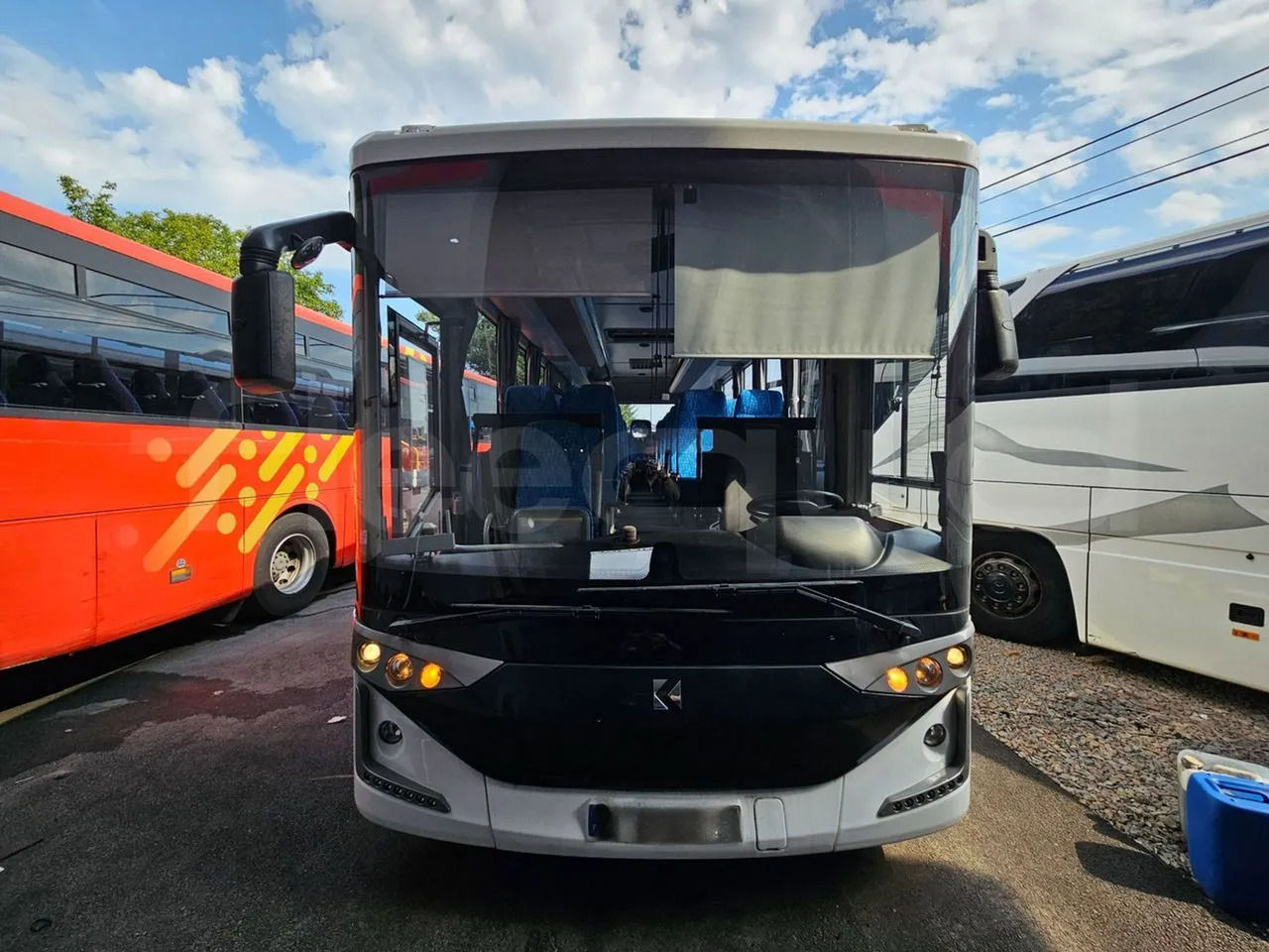 Karsan STAR - Távolsági busz: 2 kép. Karsan STAR - Távolsági busz: 2 kép.