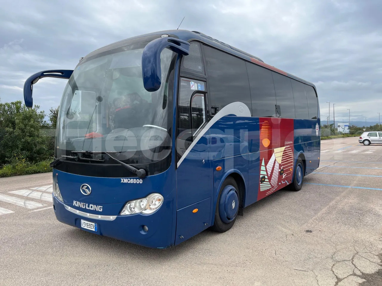 King Long XMQ6800 - Helyközi busz: 4 kép. King Long XMQ6800 - Helyközi busz: 4 kép.