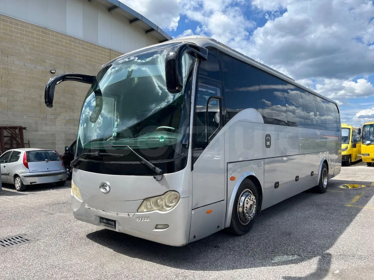 King Long XMQ6996 - Távolsági busz: 4 kép. King Long XMQ6996 - Távolsági busz: 4 kép.