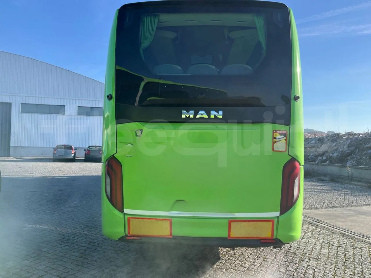 Man Lion's Coach - Távolsági busz: 5 kép. Man Lion's Coach - Távolsági busz: 5 kép.