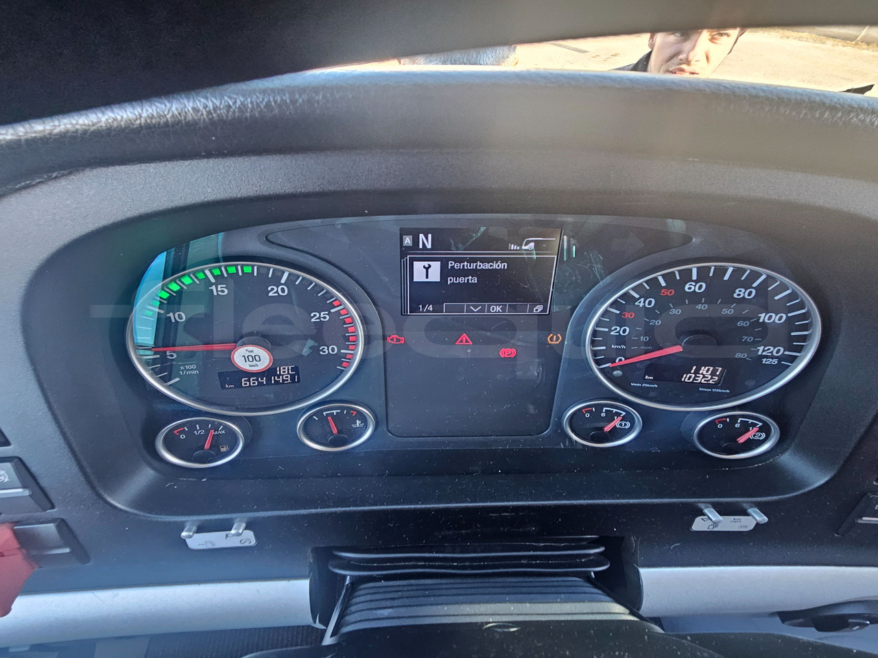 Man Lion's Coach - Távolsági busz: 3 kép. Man Lion's Coach - Távolsági busz: 3 kép.