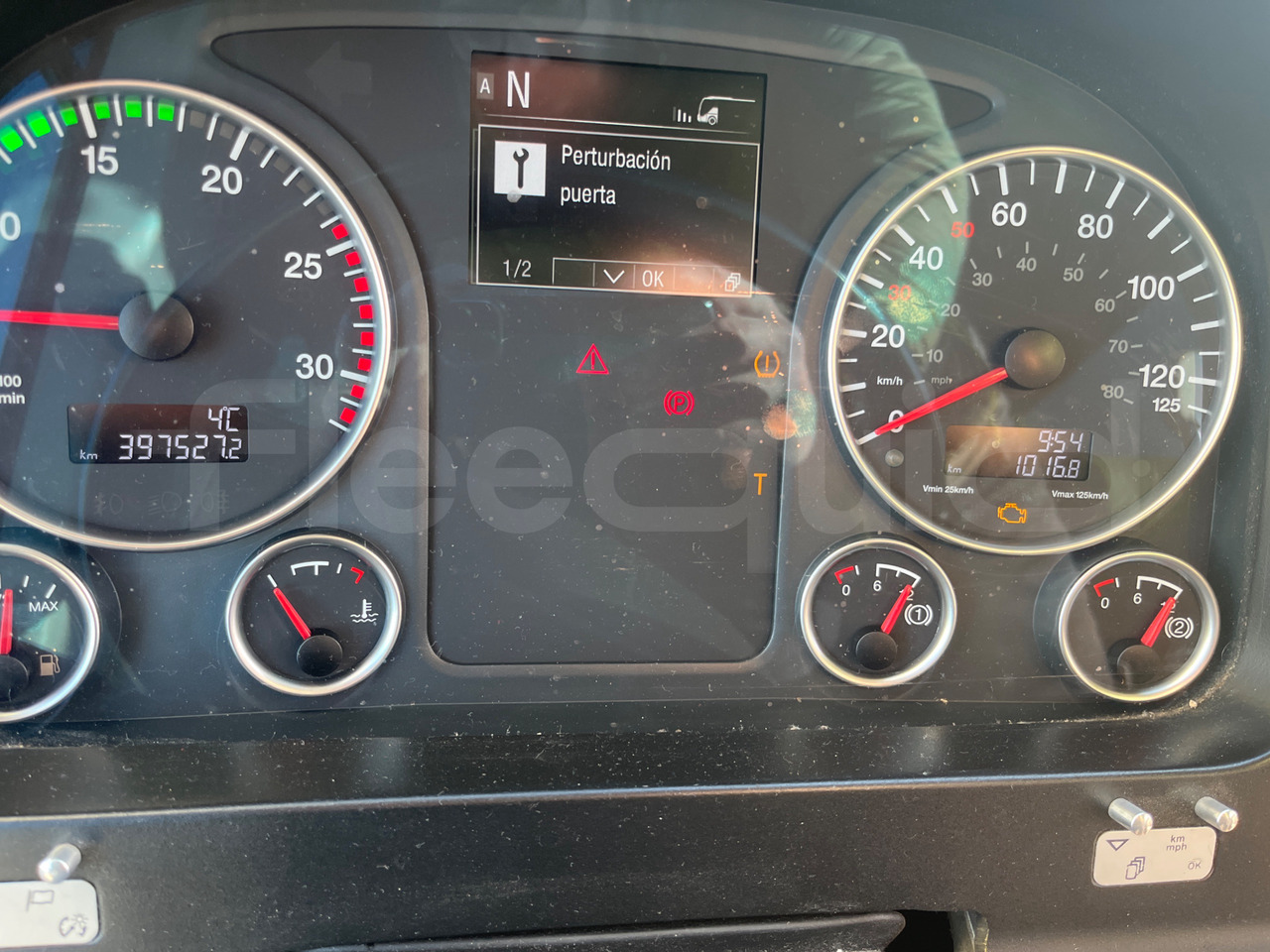 Man Lion's Coach - Távolsági busz: 3 kép. Man Lion's Coach - Távolsági busz: 3 kép.