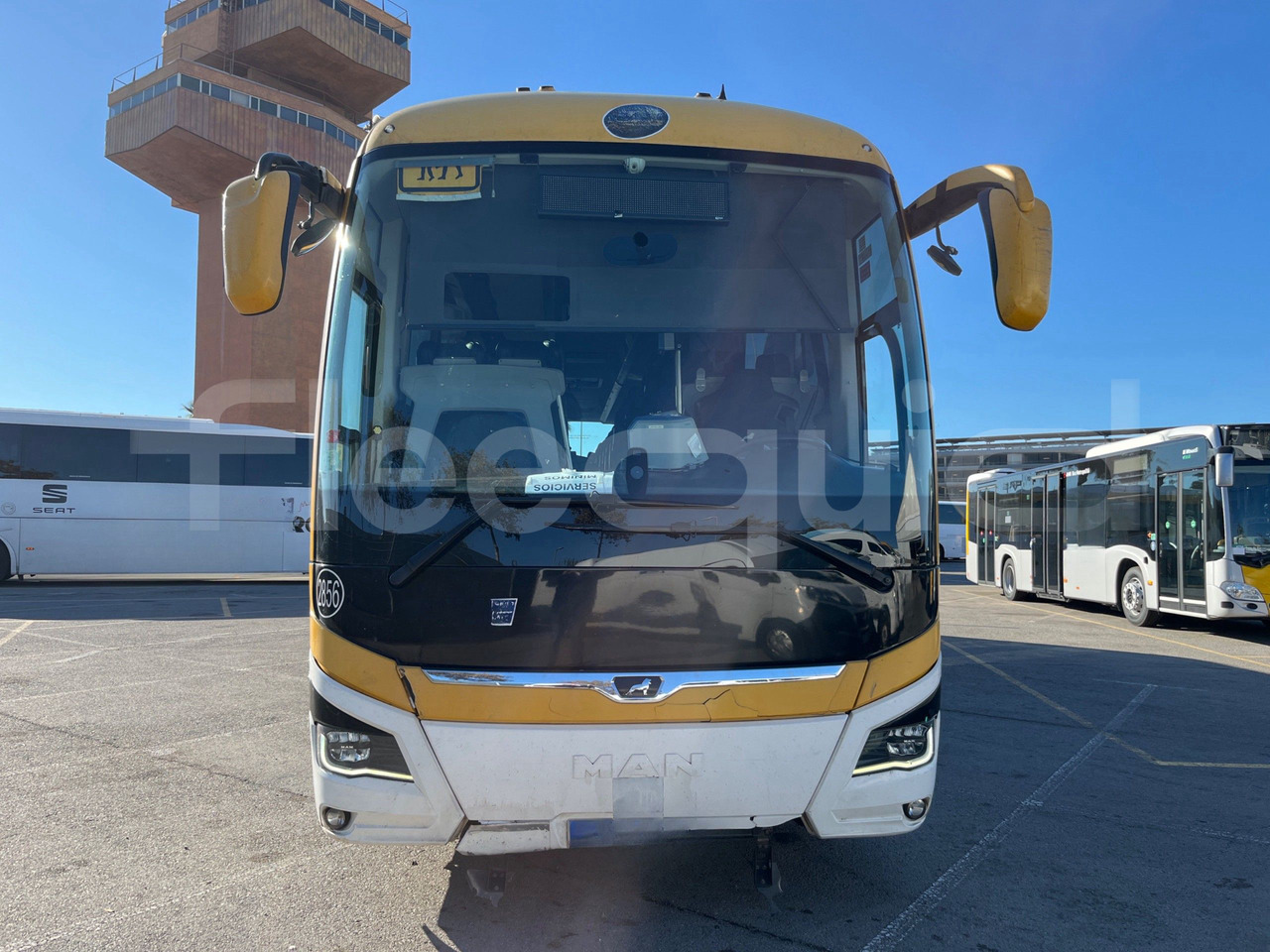 Man Lion's Coach - Távolsági busz: 2 kép. Man Lion's Coach - Távolsági busz: 2 kép.