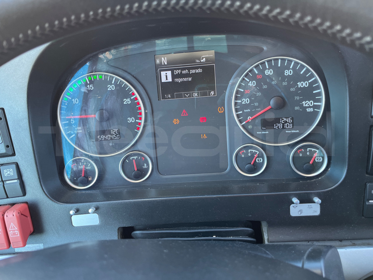 Man Lion's Coach - Távolsági busz: 3 kép. Man Lion's Coach - Távolsági busz: 3 kép.