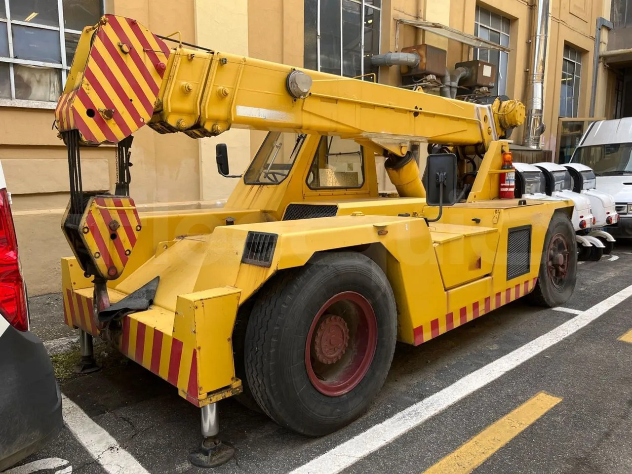 Manghi Gru MTA 160/1 - Városi busz: 4 kép. Manghi Gru MTA 160/1 - Városi busz: 4 kép.