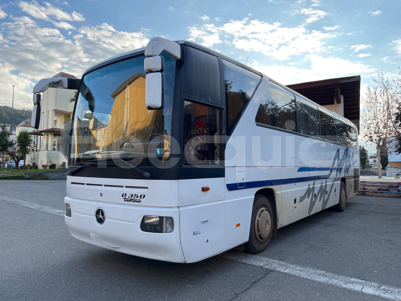 Mercedes-Benz 0 350 - Távolsági busz: 4 kép. Mercedes-Benz 0 350 - Távolsági busz: 4 kép.