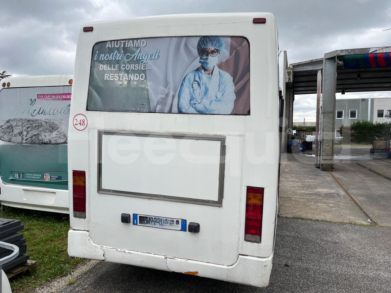 Mercedes-Benz 414T - Városi busz: 4 kép. Mercedes-Benz 414T - Városi busz: 4 kép.