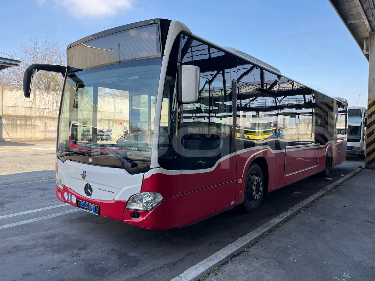 Mercedes-Benz Citaro - Városi busz: 4 kép. Mercedes-Benz Citaro - Városi busz: 4 kép.
