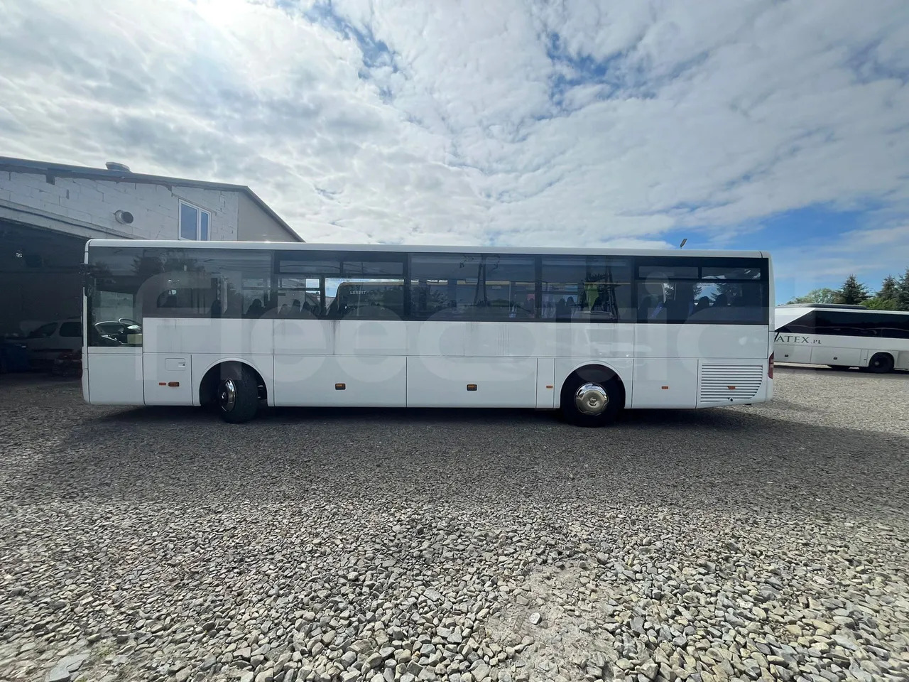 Mercedes-Benz Intouro - Helyközi busz: 4 kép. Mercedes-Benz Intouro - Helyközi busz: 4 kép.