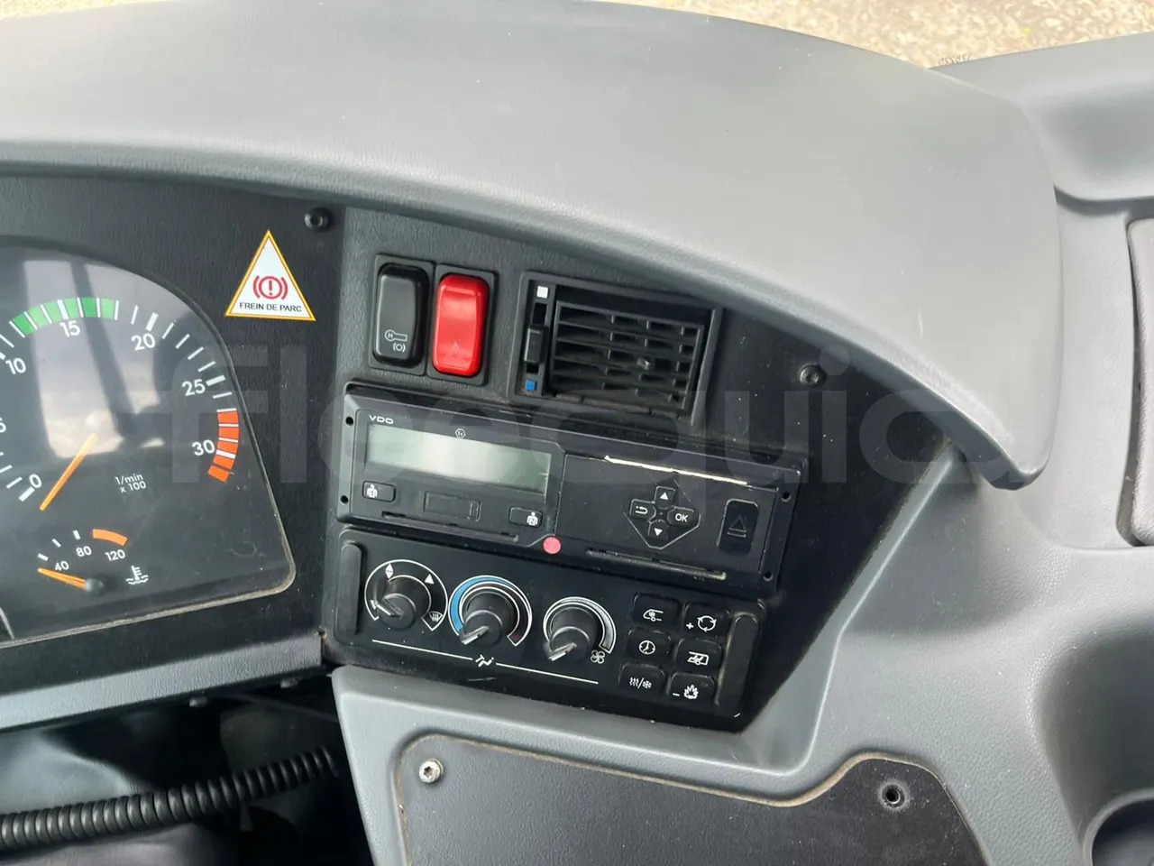 Helyközi busz Mercedes-Benz Intouro: 19 kép.