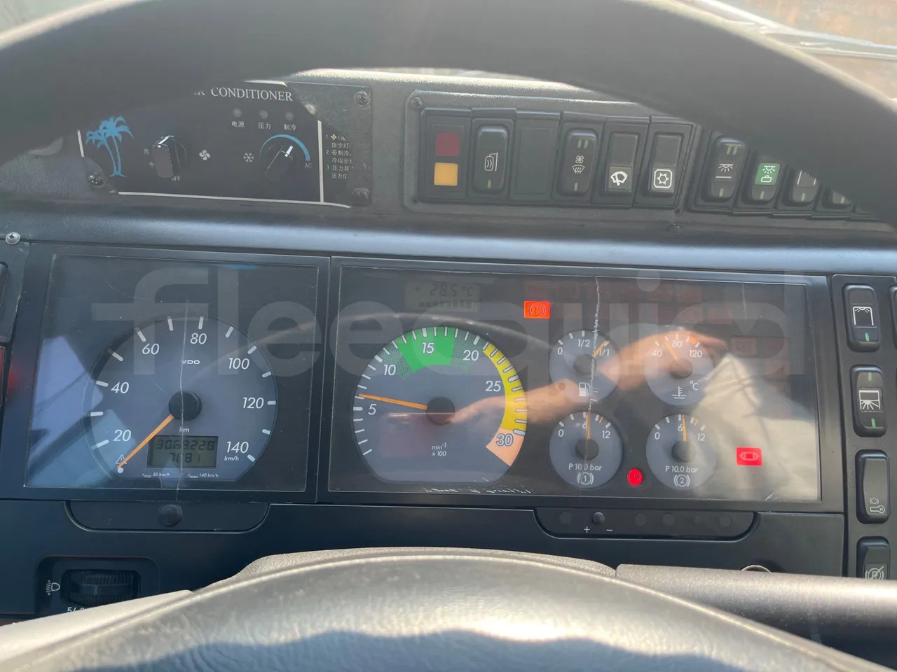 Mercedes-Benz MB 818 S - Távolsági busz: 3 kép. Mercedes-Benz MB 818 S - Távolsági busz: 3 kép.