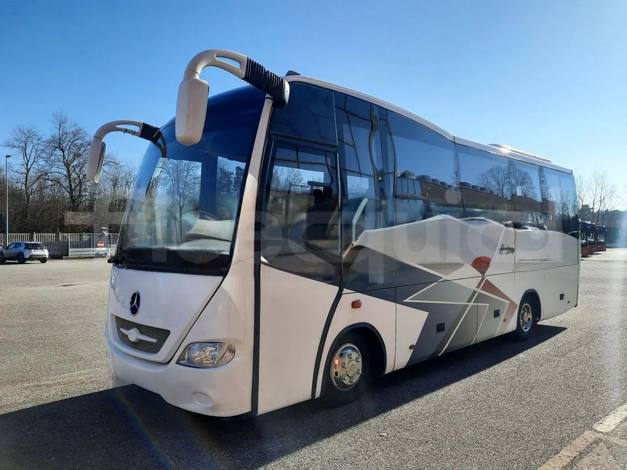 Mercedes-Benz MB1022 - Távolsági busz: 4 kép. Mercedes-Benz MB1022 - Távolsági busz: 4 kép.