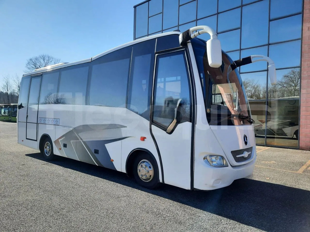 Mercedes-Benz MB1022 - Távolsági busz: 1 kép. Mercedes-Benz MB1022 - Távolsági busz: 1 kép.