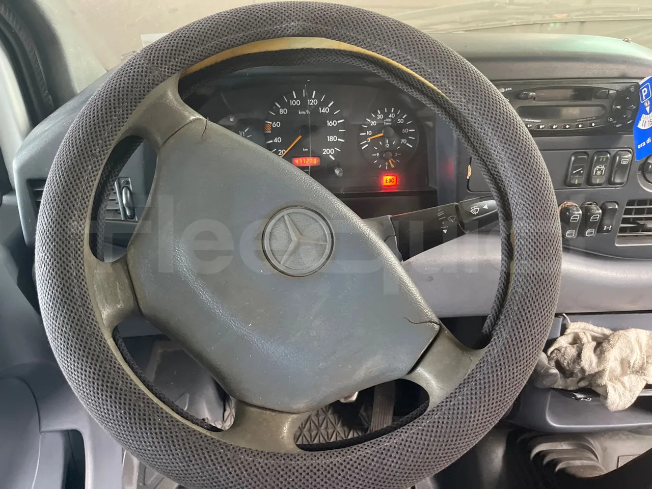 Helyközi busz Mercedes-Benz Sprinter: 10 kép. Helyközi busz Mercedes-Benz Sprinter: 10 kép.