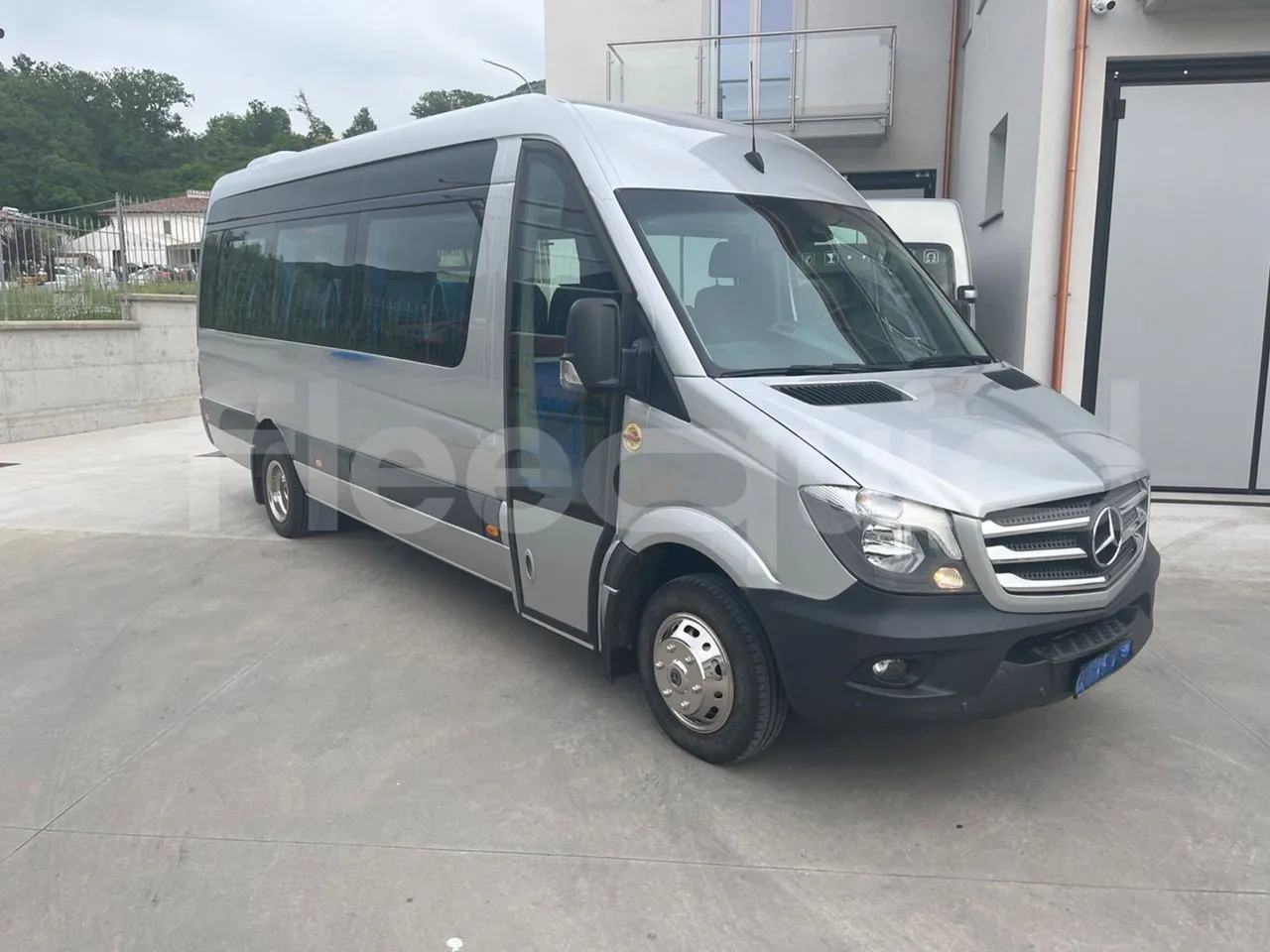 Mercedes-Benz Sprinter - Minibusz, Kisbusz: 1 kép. Mercedes-Benz Sprinter - Minibusz, Kisbusz: 1 kép.