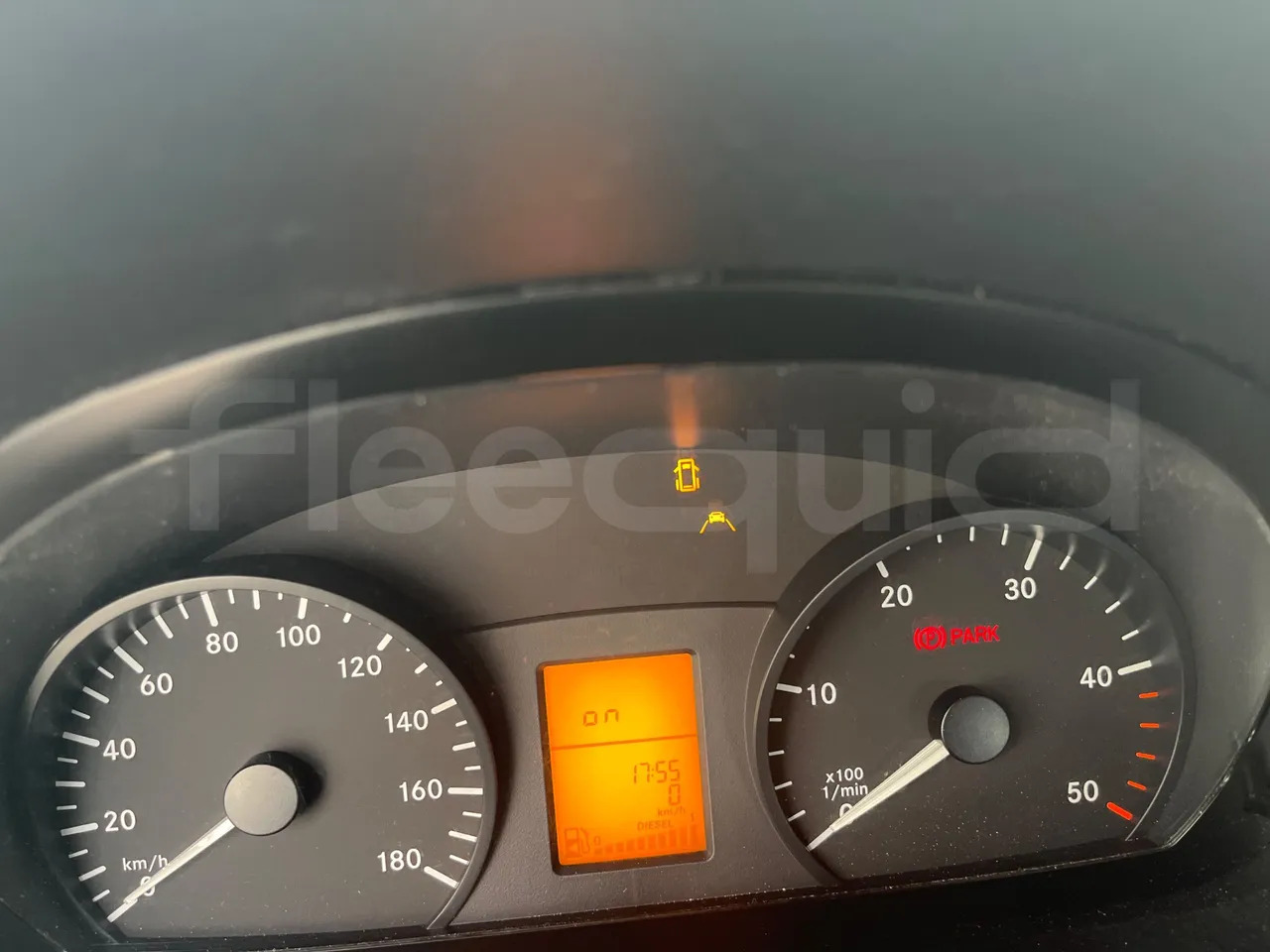 Mercedes-Benz Sprinter - Helyközi busz: 3 kép. Mercedes-Benz Sprinter - Helyközi busz: 3 kép.