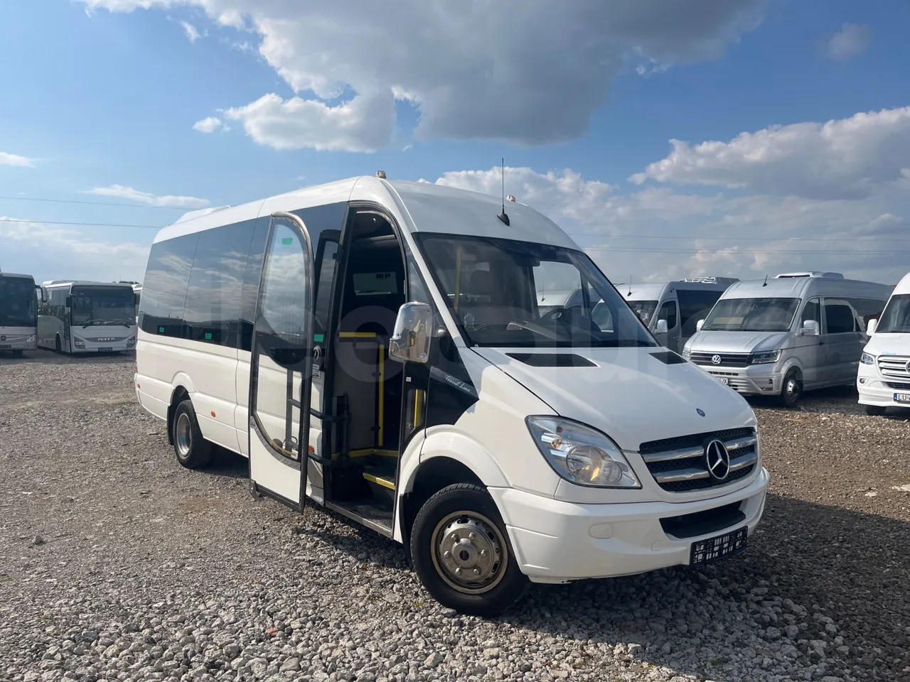 Mercedes-Benz Sprinter - Minibusz, Kisbusz: 1 kép. Mercedes-Benz Sprinter - Minibusz, Kisbusz: 1 kép.