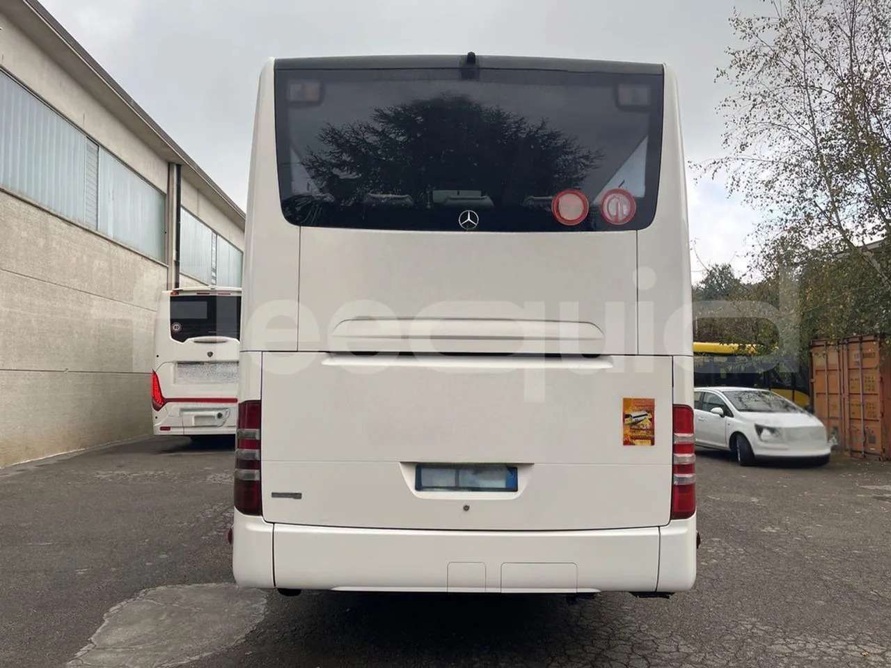 Mercedes-Benz Tourismo - Távolsági busz: 5 kép. Mercedes-Benz Tourismo - Távolsági busz: 5 kép.