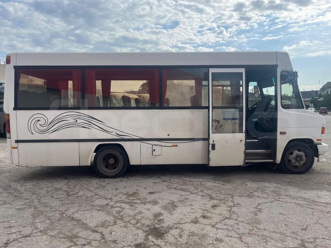 Mercedes-Benz Vario lízing Mercedes-Benz Vario: 8 kép. Mercedes-Benz Vario lízing Mercedes-Benz Vario: 8 kép.