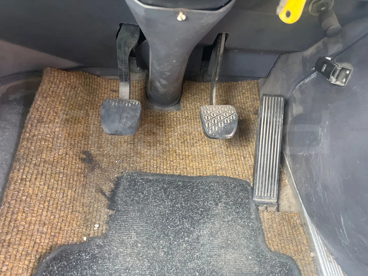 Mercedes-Benz Vario lízing Mercedes-Benz Vario: 20 kép. Mercedes-Benz Vario lízing Mercedes-Benz Vario: 20 kép.